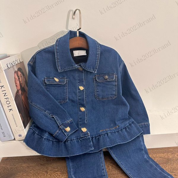 2023 fw girls designer jeans sets brand denim jacket with long pants two pieces sets lotus leaf hem jackets soft denim clothing children cas, White
2023 fw girls designer jeans sets brand denim jacket with long pants two pieces sets lotus leaf hem jackets soft denim clothing children cas, White