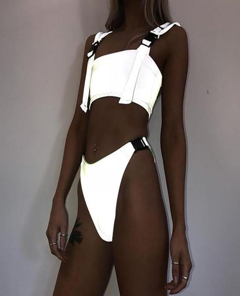 2019 new explosionproof reflective bikini fashion handsome girl luminous buckle stitching sling split swim suit7200599
2019 new explosionproof reflective bikini fashion handsome girl luminous buckle stitching sling split swim suit7200599