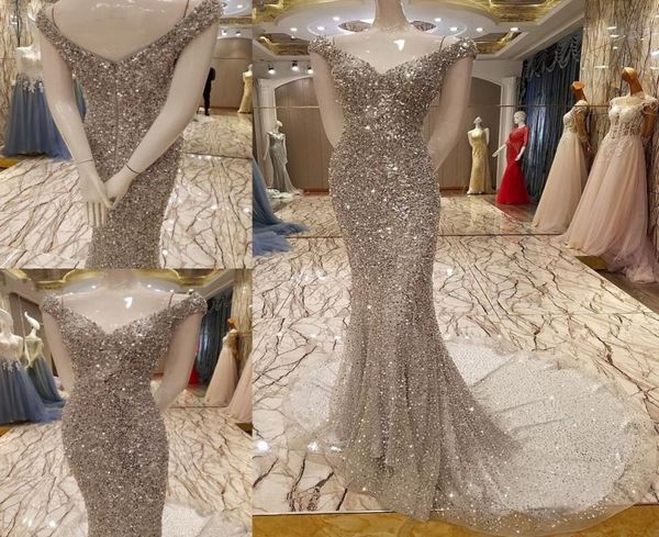 vestidos luxury silver mermaid evening formal dress 2022 bling sequins crystal long party prom gown robe de soiree vestido de7270041, Black;red
vestidos luxury silver mermaid evening formal dress 2022 bling sequins crystal long party prom gown robe de soiree vestido de7270041, Black;red