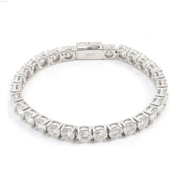 wholesale women jewelry fashion charming 925 sterling silver tennis bracelet for girl lady women luxury moissanite bracelet
wholesale women jewelry fashion charming 925 sterling silver tennis bracelet for girl lady women luxury moissanite bracelet