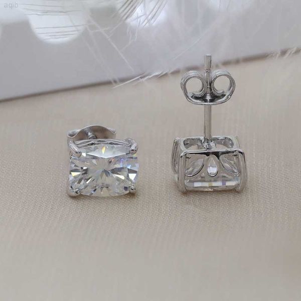 2ct+2ct long cushion moissanite stud earrings 925 sterling silver white gold yellow gold plated synthetic moissanite jewelry, Golden
2ct+2ct long cushion moissanite stud earrings 925 sterling silver white gold yellow gold plated synthetic moissanite jewelry, Golden