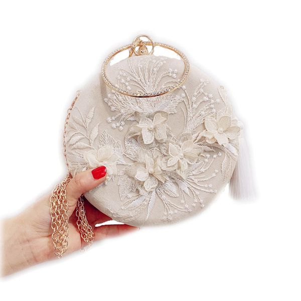 evening bags handmade flower appliques evneing elegant circular floral ring handle makeup handbags fairy embroidery chain shoulder 230804
evening bags handmade flower appliques evneing elegant circular floral ring handle makeup handbags fairy embroidery chain shoulder 230804