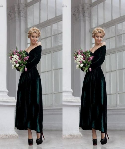 2019 dark green velvet evening dress off the shoulder long sleeves a line ankle length evening wear dressses prom party gowns en117268744, Black;red
2019 dark green velvet evening dress off the shoulder long sleeves a line ankle length evening wear dressses prom party gowns en117268744, Black;red