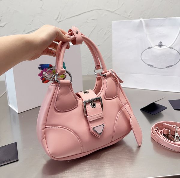 fashion designers totes elegant handbag shoulder travelling women shopping bag luxury crossbody bags for ladies
fashion designers totes elegant handbag shoulder travelling women shopping bag luxury crossbody bags for ladies