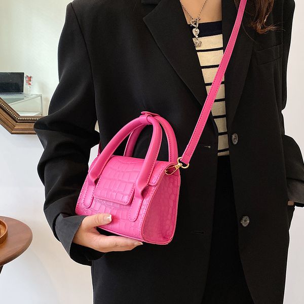 evening bags crossbody bags for women y2k style stone pattern handbags short handle leather mini phone luxury brand party purse 230804
evening bags crossbody bags for women y2k style stone pattern handbags short handle leather mini phone luxury brand party purse 230804