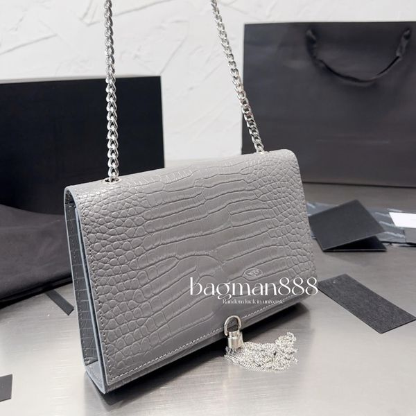 10a classic handbag luxury designer bag classic y-shaped flap chain handbags crocodile leather tassel tote crossbody messenger bag sant shou
10a classic handbag luxury designer bag classic y-shaped flap chain handbags crocodile leather tassel tote crossbody messenger bag sant shou