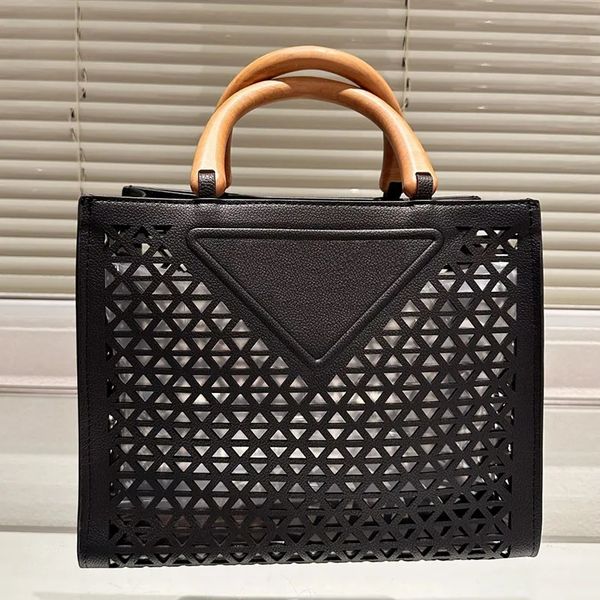 designer bag fashion tote bags women hollow out crossbody handbag luxurys beach totes classic beach bags ladies purse large capacity travel
designer bag fashion tote bags women hollow out crossbody handbag luxurys beach totes classic beach bags ladies purse large capacity travel