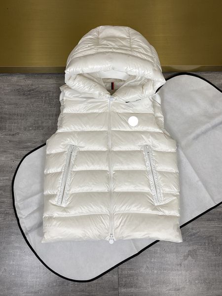 monclairer hat leather letters design mens down vest chest nfc badge men gilet winter hooded men puffer vest size 1--5, Black;white
monclairer hat leather letters design mens down vest chest nfc badge men gilet winter hooded men puffer vest size 1--5, Black;white