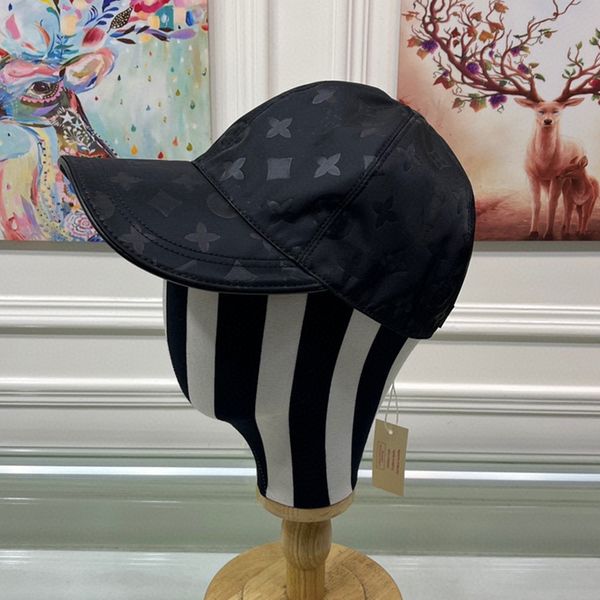 luxurys baseball cap desingers ball caps caps woman or manempty embroidery sun hats fashion leisure design sunscreen pretty, Blue;gray
luxurys baseball cap desingers ball caps caps woman or manempty embroidery sun hats fashion leisure design sunscreen pretty, Blue;gray