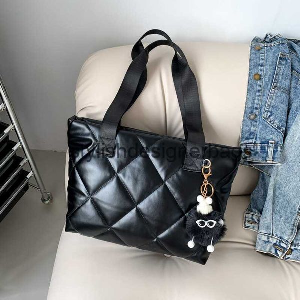 shoulder bags solid color simple large capacity handbag 2023 summer commuting western style one shoulder underarm bag fashion tote bagstylis
shoulder bags solid color simple large capacity handbag 2023 summer commuting western style one shoulder underarm bag fashion tote bagstylis