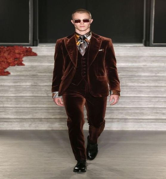 fashionable one button brown velvet groom tuxedos peak lapel men wedding party groomsmen 3 pieces suits jacketpantsvesttie k23403029, Black;gray
fashionable one button brown velvet groom tuxedos peak lapel men wedding party groomsmen 3 pieces suits jacketpantsvesttie k23403029, Black;gray