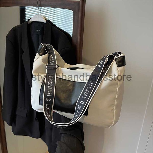 shoulder contrast color patchwork large capacity temperament single shoulder 2023 summer new westernized wide strap makeup tote bagstylishha
shoulder contrast color patchwork large capacity temperament single shoulder 2023 summer new westernized wide strap makeup tote bagstylishha