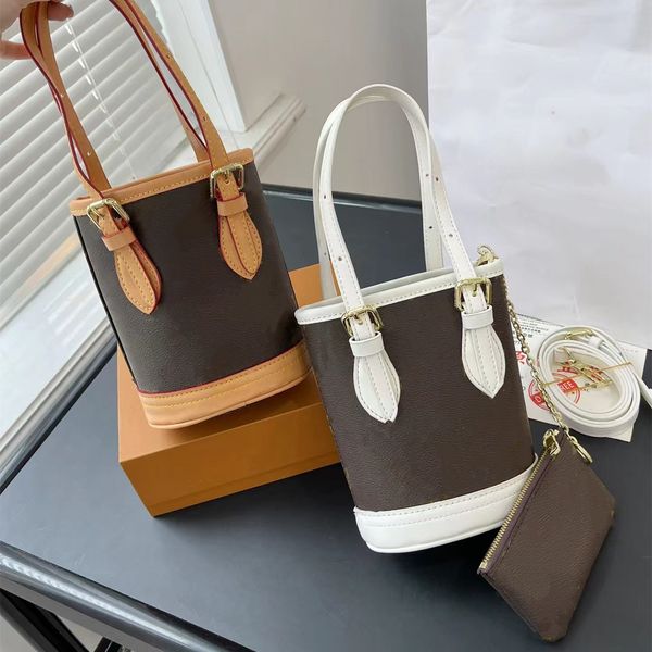 2023 summer new bucket 10a crossbody bag fresh chain two piece handbag women's clutch wallet contrast makeup bag
2023 summer new bucket 10a crossbody bag fresh chain two piece handbag women's clutch wallet contrast makeup bag