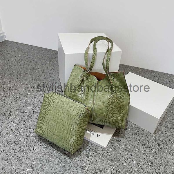 shoulder trendy and fashionable crocodile pattern one tote for women's new 2023 advanced shiny face bucket mother bagstylishhandbagssto
shoulder trendy and fashionable crocodile pattern one tote for women's new 2023 advanced shiny face bucket mother bagstylishhandbagssto