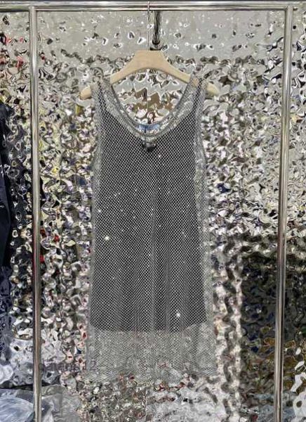 triangle badge sleeveless womens black satin p-letter diamond sling vest rhinestone shiny hollow mesh dresses camis gift for girls clothing, White;black
triangle badge sleeveless womens black satin p-letter diamond sling vest rhinestone shiny hollow mesh dresses camis gift for girls clothing, White;black
