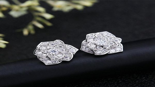 elegant flower lab diamond stud earring real 925 sterling silver jewelry 24k gold party wedding earrings for women bridal4719731, Golden;silver
elegant flower lab diamond stud earring real 925 sterling silver jewelry 24k gold party wedding earrings for women bridal4719731, Golden;silver