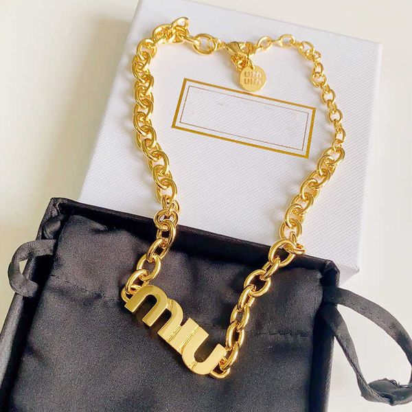 miss miao 23 spring/summer new metal necklace light luxury miu letter small fragrant wind network red same high edition neckchain, Silver
miss miao 23 spring/summer new metal necklace light luxury miu letter small fragrant wind network red same high edition neckchain, Silver