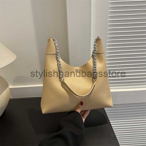 shoulder korean version of large capacity bucket underarm for women 2023 new fashion tote texture commuting chain shoulder bagstylishhandbag
shoulder korean version of large capacity bucket underarm for women 2023 new fashion tote texture commuting chain shoulder bagstylishhandbag