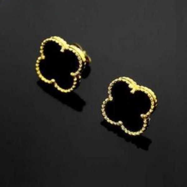 2023 women designer earrings love clover fashion luxury wedding jewelry-110, Golden;silver
2023 women designer earrings love clover fashion luxury wedding jewelry-110, Golden;silver