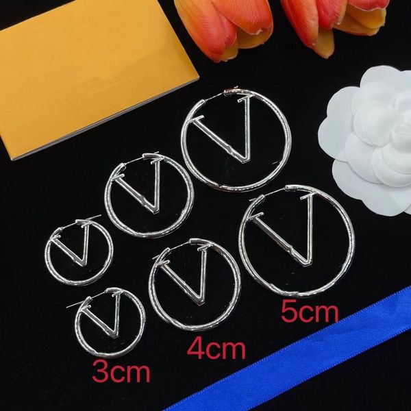 3cm 4cm 5cm luxury designer earring for lady women orrous girls ear studs set jewelry earring valentine's day gift engagement for bride, Golden;silver
3cm 4cm 5cm luxury designer earring for lady women orrous girls ear studs set jewelry earring valentine's day gift engagement for bride, Golden;silver