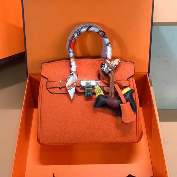 birkin designer bag women tote luxury handbag brand shoulder bags large capacity multifunctional original european and american simplicity
birkin designer bag women tote luxury handbag brand shoulder bags large capacity multifunctional original european and american simplicity