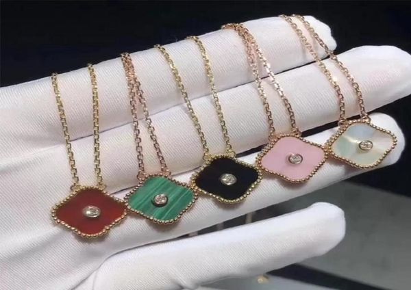 zircon pendant necklace designer jewelry love necklaces four leaf clover silver lucky gift for womens wedding flower shape pendant4267746
zircon pendant necklace designer jewelry love necklaces four leaf clover silver lucky gift for womens wedding flower shape pendant4267746