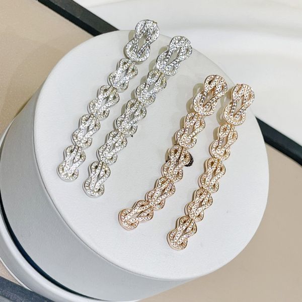 luxury dangle earrings force brand designer v gold plated round bucket charm chain hoursehoes buckelets wedding jewelry for women brides eng, Silver
luxury dangle earrings force brand designer v gold plated round bucket charm chain hoursehoes buckelets wedding jewelry for women brides eng, Silver