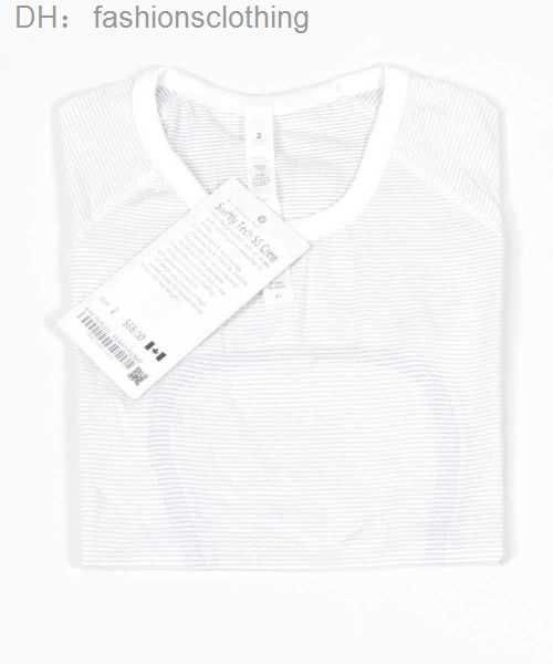 lulus 2.0 swiftly tech women's short sleeved seamless yoga t-shirt slim fit light fast dry sports shirt wicking knit fitness breathable, Black
lulus 2.0 swiftly tech women's short sleeved seamless yoga t-shirt slim fit light fast dry sports shirt wicking knit fitness breathable, Black