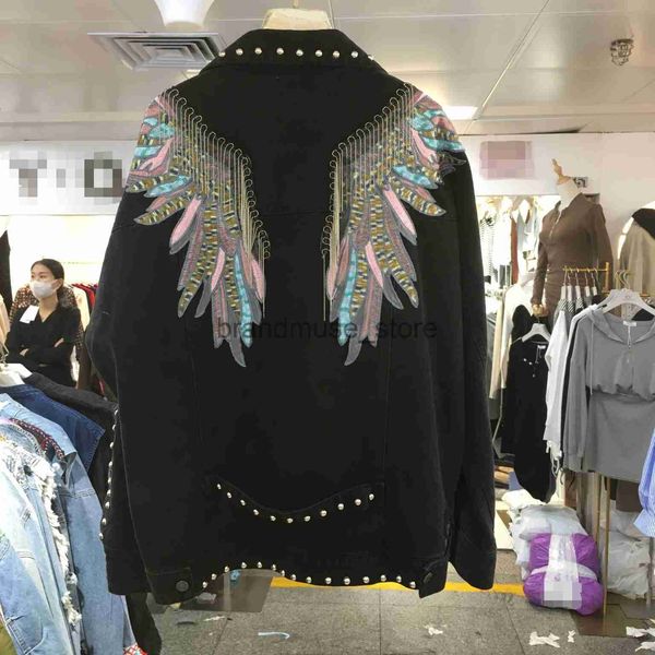 women's jackets streetwear woman coat denim bling angel wings jeans jackets female beading retro jacket jeans women j230806, Black;brown
women's jackets streetwear woman coat denim bling angel wings jeans jackets female beading retro jacket jeans women j230806, Black;brown