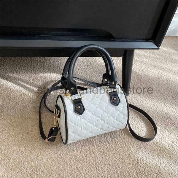 shoulder advanced handheld women's summer 2023 new fashion lingge boston pillow commuter bagstylishhandbagsstorestylishhandbagsstore
shoulder advanced handheld women's summer 2023 new fashion lingge boston pillow commuter bagstylishhandbagsstorestylishhandbagsstore