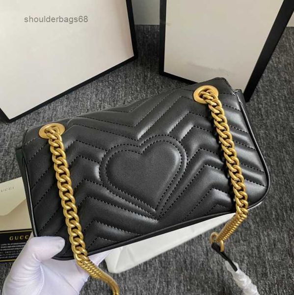 luxurys women chain crossbody bags designers heart v wave pattern shoulder bags messenger bags pruse chain tote bags
luxurys women chain crossbody bags designers heart v wave pattern shoulder bags messenger bags pruse chain tote bags