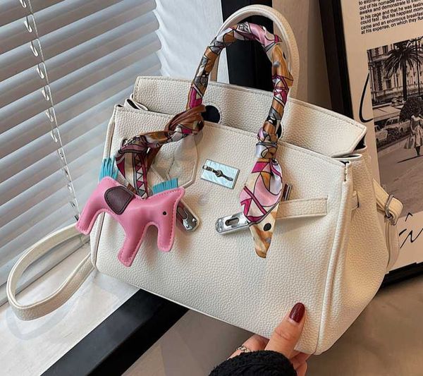 brikis's h ermes designer tote bags niche bag women's 2023 autumn new versatile ins messenger popular handbag with real logo m5uq
brikis's h ermes designer tote bags niche bag women's 2023 autumn new versatile ins messenger popular handbag with real logo m5uq