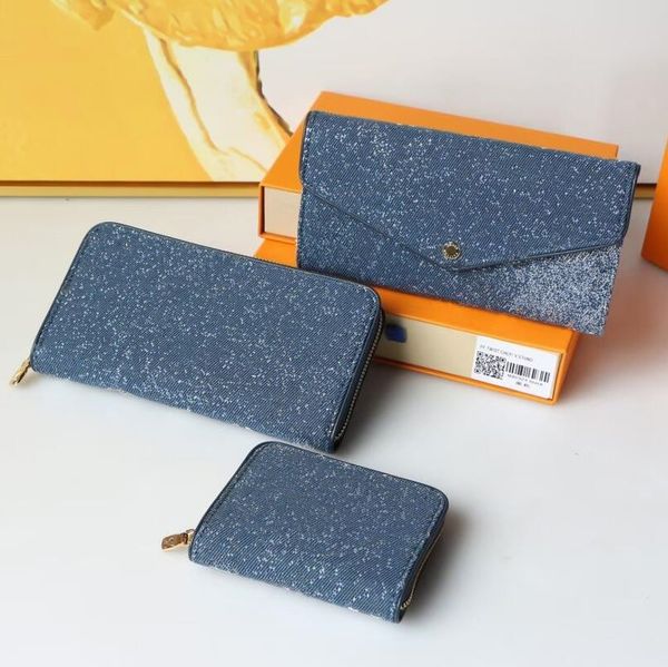 2023 fashion flowers designer zipper denim wallets luxurys men women leather bags classic letters coin purse original box plaid card holder, Red;black
2023 fashion flowers designer zipper denim wallets luxurys men women leather bags classic letters coin purse original box plaid card holder, Red;black
