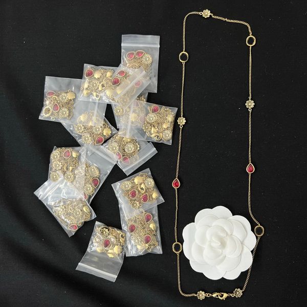 little daisy red crystal love heart sweater chain luxury jewelry wedding necklace couples gift double letter sweater chain long necklace wit, Silver
little daisy red crystal love heart sweater chain luxury jewelry wedding necklace couples gift double letter sweater chain long necklace wit, Silver