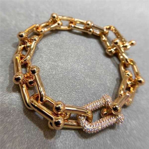designer tiffay v gold plated mijin buckle bracelet horseshoe buckle ferrule smooth face men's and women's full diamond buckle bra, Black
designer tiffay v gold plated mijin buckle bracelet horseshoe buckle ferrule smooth face men's and women's full diamond buckle bra, Black