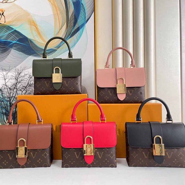 mini handbag luxury designer crossbody bag luxury locky bb wallet leather women clutch bag metal v logo fashion designers bags classic totes
mini handbag luxury designer crossbody bag luxury locky bb wallet leather women clutch bag metal v logo fashion designers bags classic totes