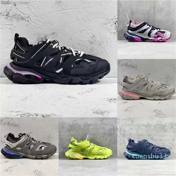 track 3 led light casual shoes 3.0 womens mens shoe luxury gomma leather designer men dad lighted running lamp charging sports trainers snea, Black
track 3 led light casual shoes 3.0 womens mens shoe luxury gomma leather designer men dad lighted running lamp charging sports trainers snea, Black