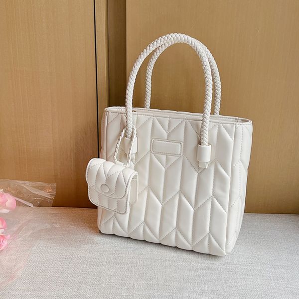 designer tote bag luxury handbag y barbie pink purse crossbody bags shopping bag plain shoulder bag handbags women wallets purse tote bag
designer tote bag luxury handbag y barbie pink purse crossbody bags shopping bag plain shoulder bag handbags women wallets purse tote bag