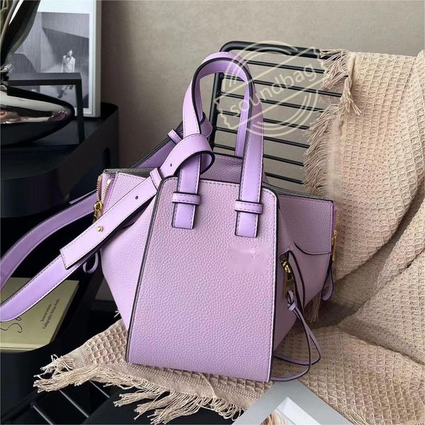 2023 premium leather hammock tote loe-design-we winged , smile face, layer cowhide, crossbody and shoulder carry
2023 premium leather hammock tote loe-design-we winged , smile face, layer cowhide, crossbody and shoulder carry