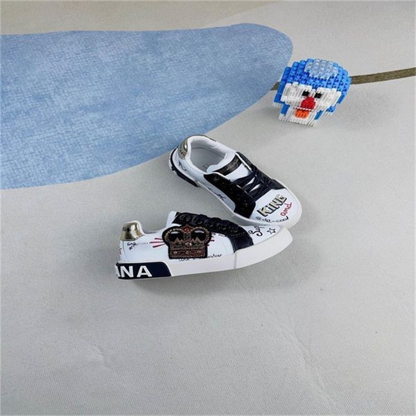 new fashion casual sports shoes for boys and girls breathable lightweight non-slip lace-up printed all-match children's sports shoes si, Black
new fashion casual sports shoes for boys and girls breathable lightweight non-slip lace-up printed all-match children's sports shoes si, Black