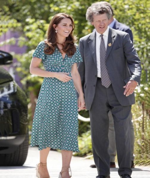 kate middleton princess geometric print midi dress pleated deep vneck dresses6962774, Black;pink
kate middleton princess geometric print midi dress pleated deep vneck dresses6962774, Black;pink