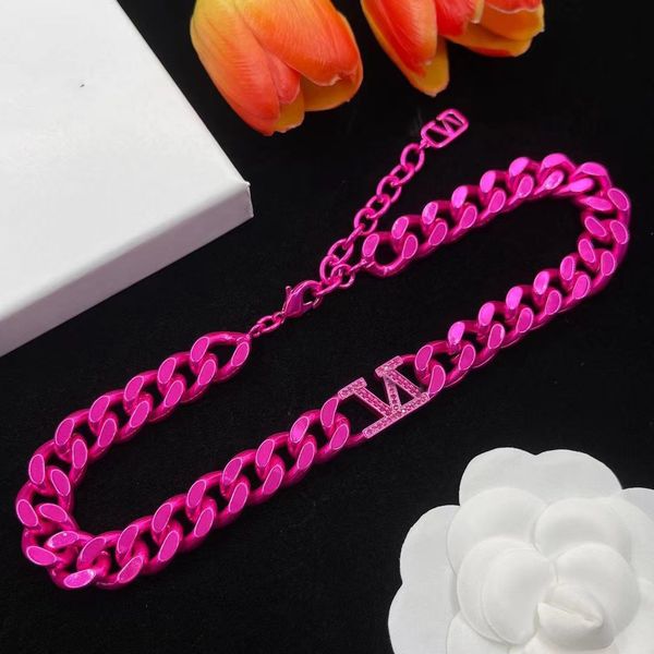 luxury fashion pearl necklace designer jewelry wedding plated platinum letters pendants for women with c letter diamond pendan box aaa6688, Silver
luxury fashion pearl necklace designer jewelry wedding plated platinum letters pendants for women with c letter diamond pendan box aaa6688, Silver