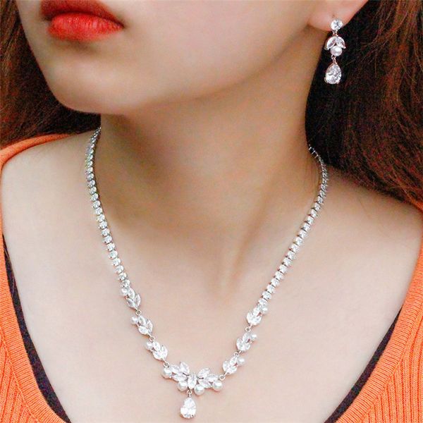 luxurious diamond designer jewelry set for woman imitate pearl necklace earrings white aaa cubic zirconia for bridal engagement wed necklace, Silver
luxurious diamond designer jewelry set for woman imitate pearl necklace earrings white aaa cubic zirconia for bridal engagement wed necklace, Silver