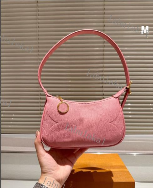 welfare women and men shoulder crossbody bags luxury small purse fashion leather designer shopping bag handbags wallet mobile phone bag
welfare women and men shoulder crossbody bags luxury small purse fashion leather designer shopping bag handbags wallet mobile phone bag
