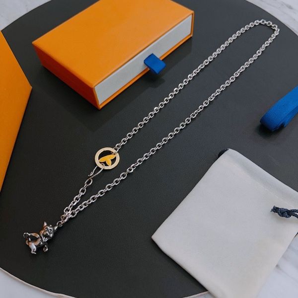 20 luxury designer necklace luis pendant vuttonity necklace designer stainless steel plated artificial leather letters women's wedding, Silver
20 luxury designer necklace luis pendant vuttonity necklace designer stainless steel plated artificial leather letters women's wedding, Silver