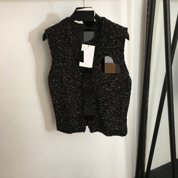 803 2023 autumn brand same style sweater coat sleeveless v neck cardigan fashion womens clothes womens 20236207, White;black
803 2023 autumn brand same style sweater coat sleeveless v neck cardigan fashion womens clothes womens 20236207, White;black
