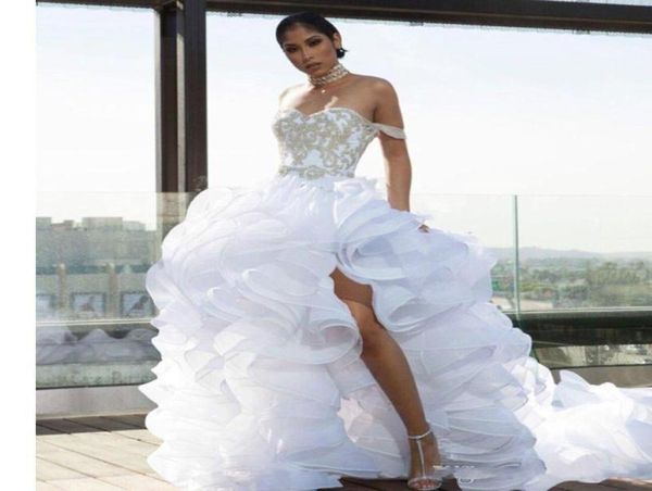 designer split high low wedding dresses off the shoulder organza tiers ruffle beach bridal gowns plus size vestido de noiva robes 1911347, White
designer split high low wedding dresses off the shoulder organza tiers ruffle beach bridal gowns plus size vestido de noiva robes 1911347, White