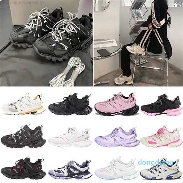 luxury brand designer mens womens track 3 3.0 casual shoes triple white black sneakers tess.s. gomma leather trainer nylon printed platform
luxury brand designer mens womens track 3 3.0 casual shoes triple white black sneakers tess.s. gomma leather trainer nylon printed platform