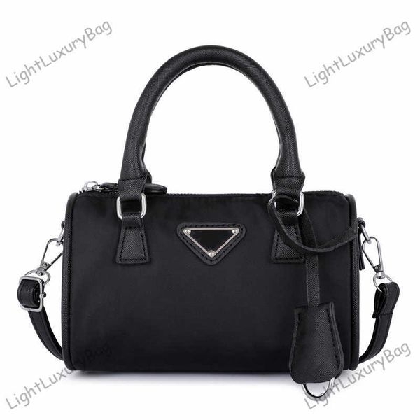 black barrel bag brand designer hobo bags fashion shoulder crossbody bag women nylon luxury handbags tote classic female shopping purses 230
black barrel bag brand designer hobo bags fashion shoulder crossbody bag women nylon luxury handbags tote classic female shopping purses 230