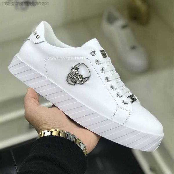 european station new pp skull head small white shoes men's korean versatile casual shoes men's genuine leather breathable rivet bo, Black
european station new pp skull head small white shoes men's korean versatile casual shoes men's genuine leather breathable rivet bo, Black